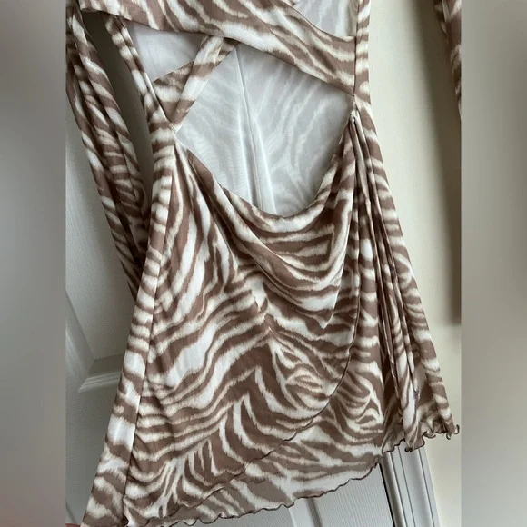 Miss Lola Tan & White Zebra Print Cut Out Mesh Mini Dress Medium - Picture 6 of 9